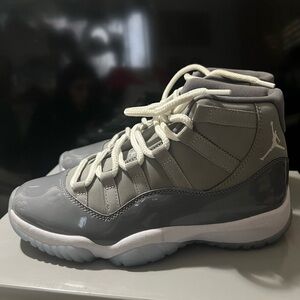 Jordan Sneakers in Gray and White